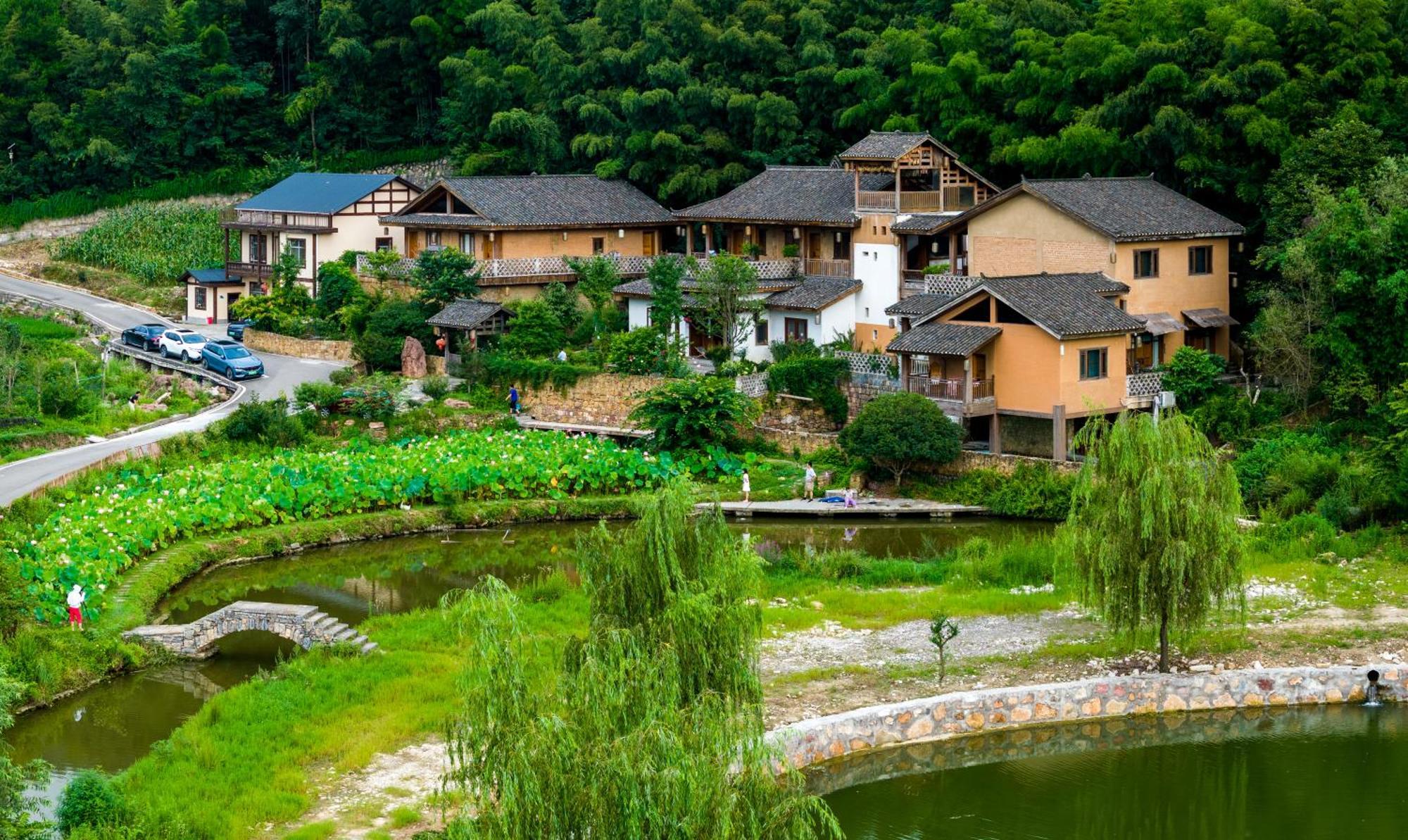 Dayong Antique Feature Resort Чжанцзяцзе Экстерьер фото