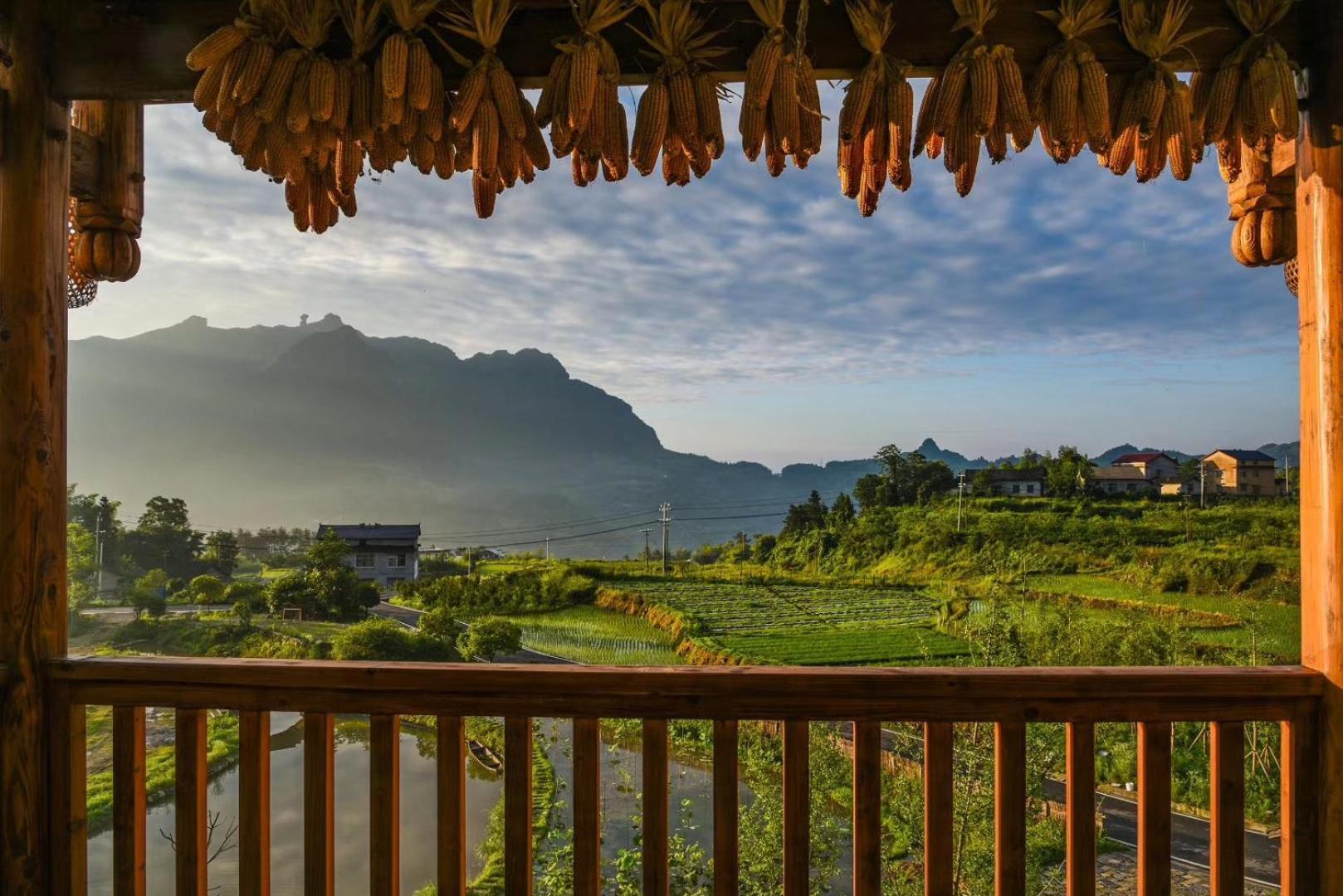 Dayong Antique Feature Resort Чжанцзяцзе Экстерьер фото