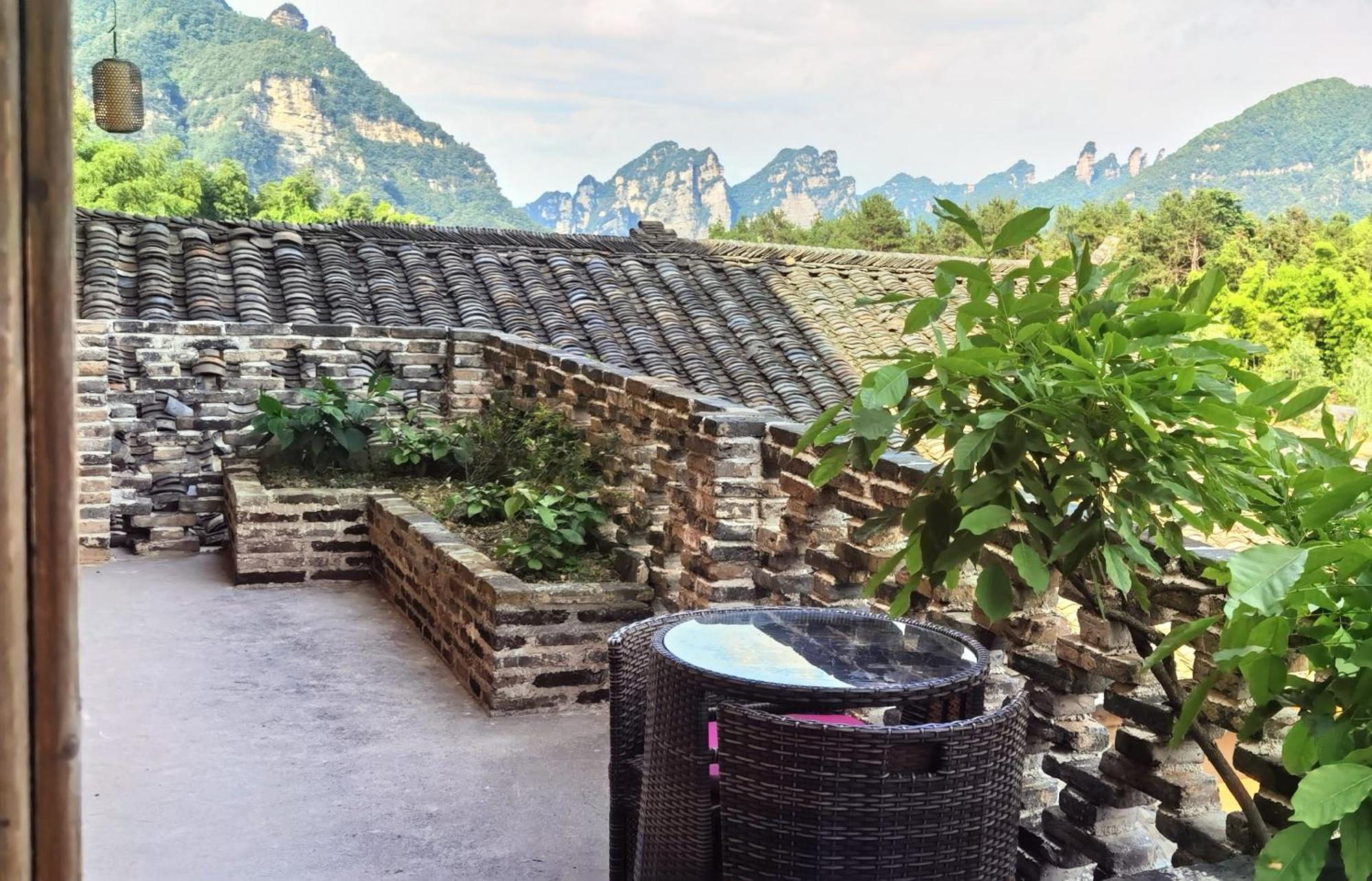 Dayong Antique Feature Resort Чжанцзяцзе Экстерьер фото