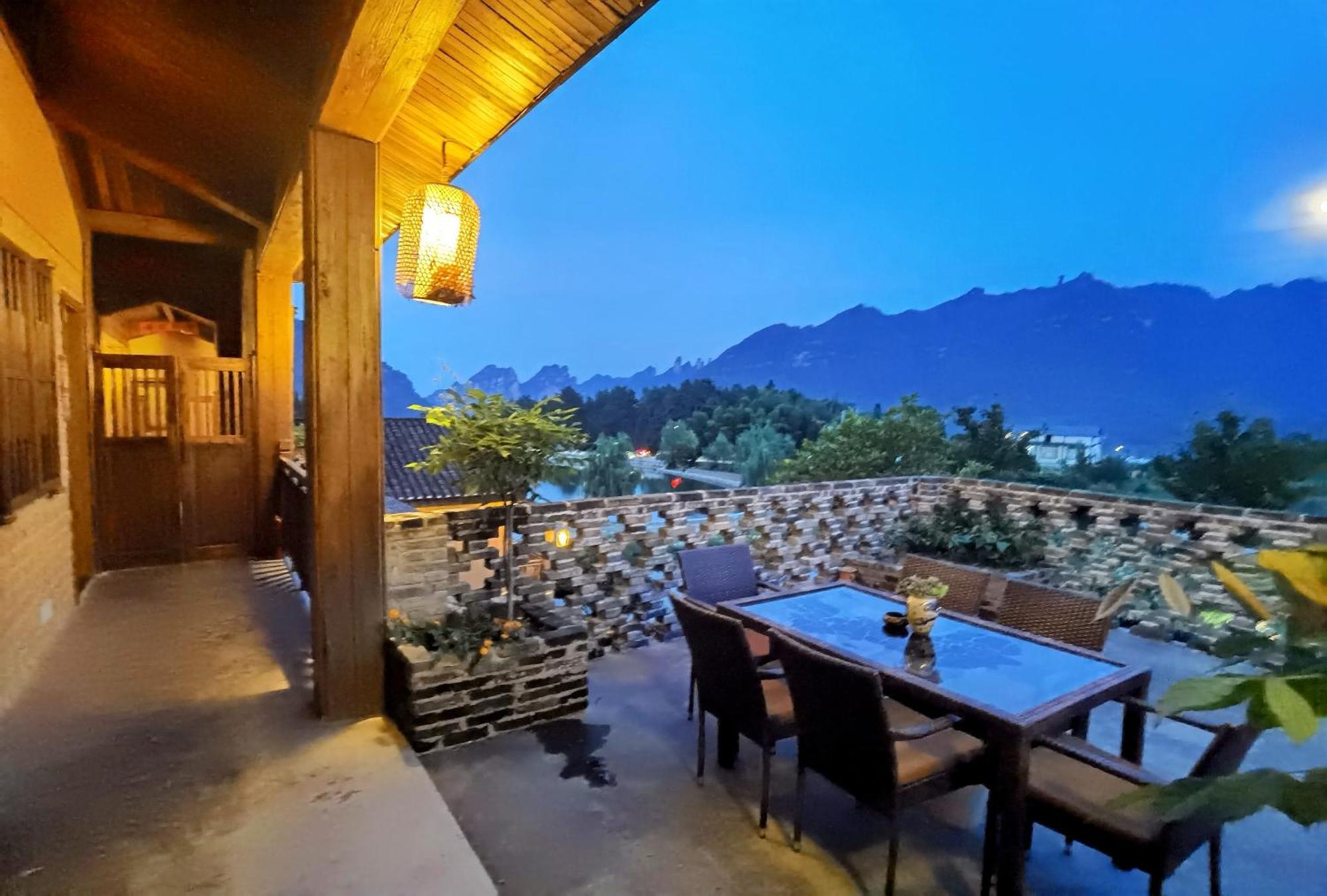 Dayong Antique Feature Resort Чжанцзяцзе Экстерьер фото