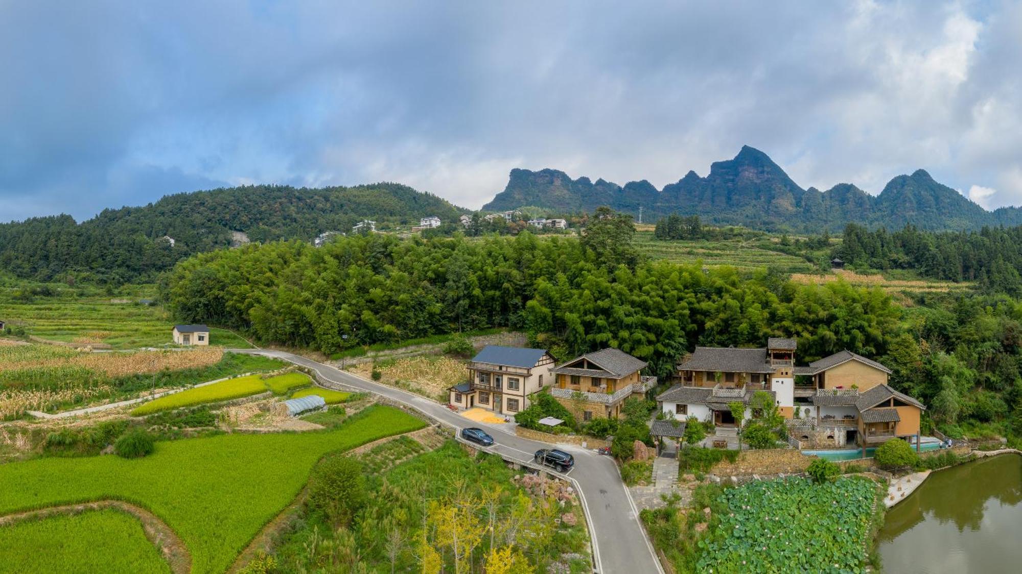 Dayong Antique Feature Resort Чжанцзяцзе Экстерьер фото